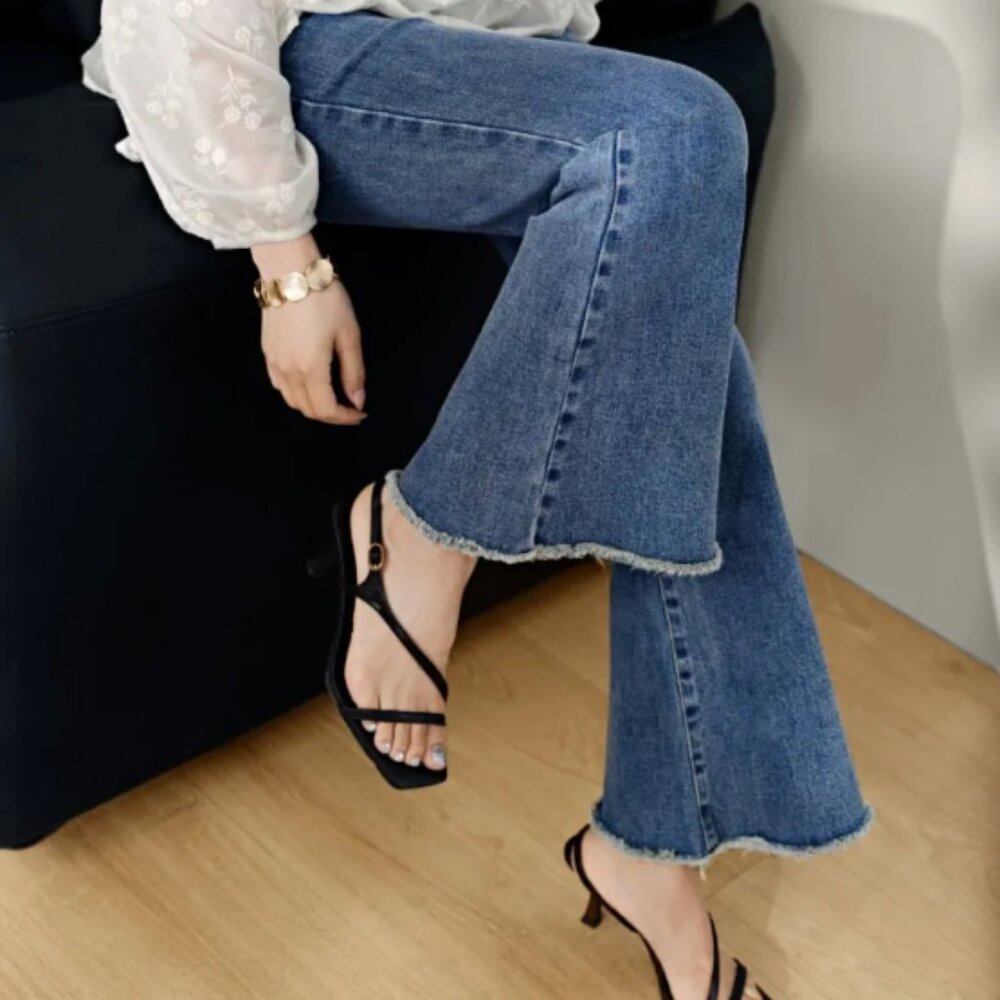 Kuose Flared Jeans